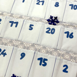 Látkový adventní kalendář pro děti